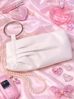 White Faux Leather Wristlet Clutch Silver Ring Handle Y2K Minimalist Bag